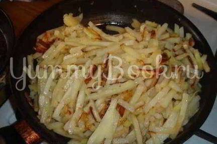 Картофель жареный с помидорами