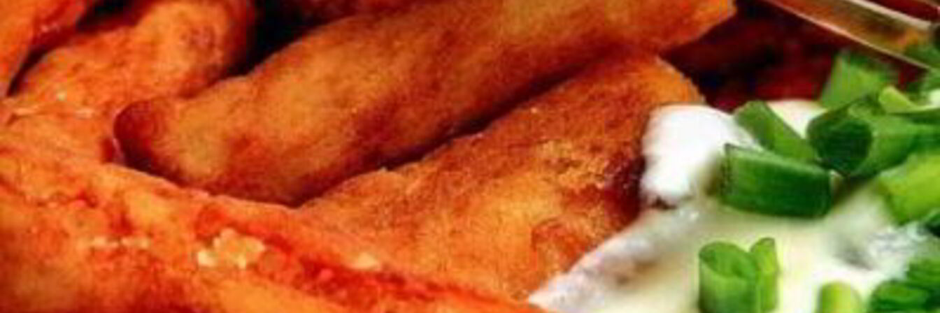 Картофельные крокеты под соусом