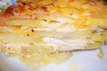 Картошка с мясом и сыром в духовке