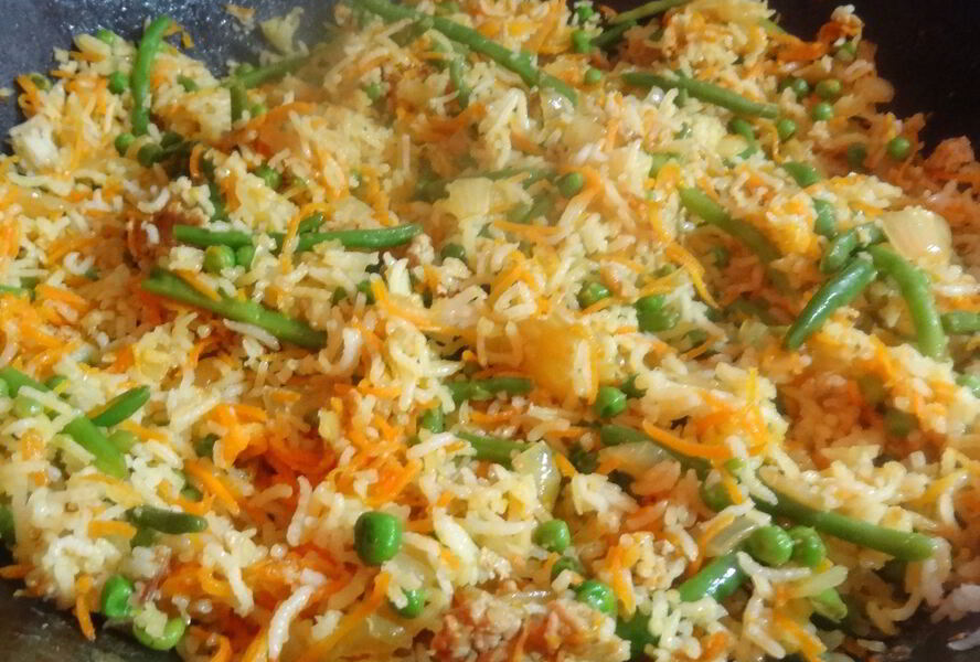 Пан-азиатский вегетарианский жареный рис