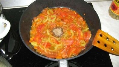 рис с креветками и кальмарами