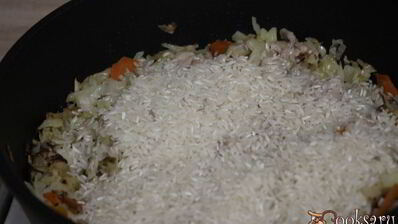 рис с курицей и овощами