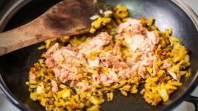 рис с тунцом