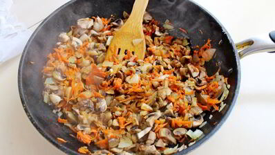 постные голубцы с рисом и грибами