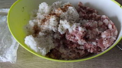 запеченные голубцы в кетчупе и сметане