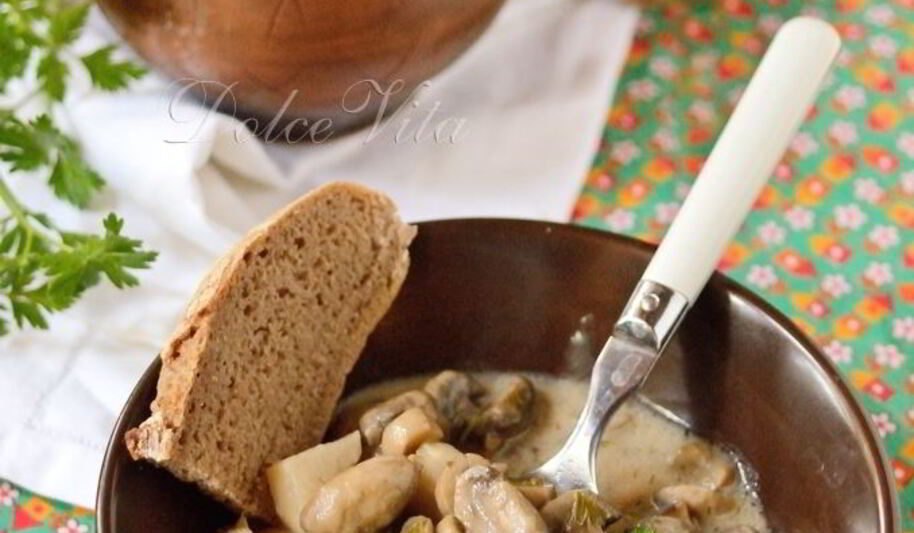 Рецепт грибов душеных в горшочке