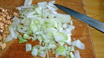 грибы с сыром и помидорами в духовке