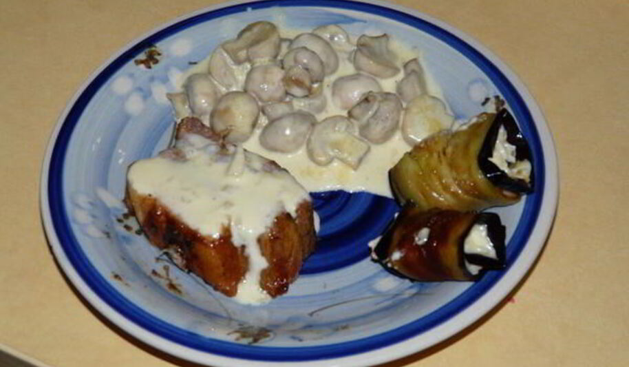 Рецепт грибов в сливочно-сырной подливке