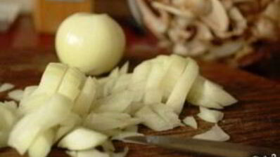 мидии и шампиньоны в сливках