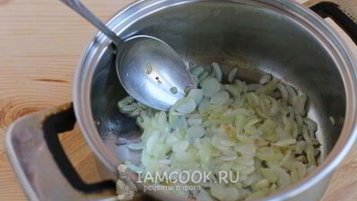 шампиньоны, фаршированные перловкой