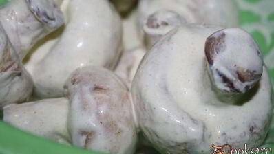 шампиньоны в сметане с карри