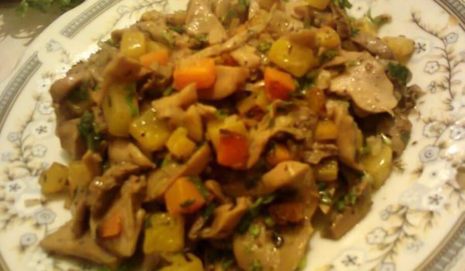 Рецепт тушеных шампиньонов с тыквой и орегано