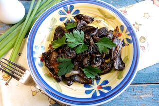 Жареные подберезовики