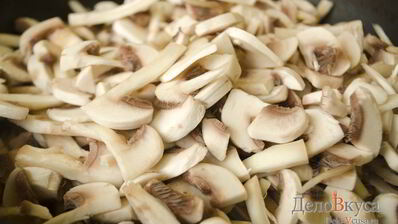 жареные шампиньоны со сметаной