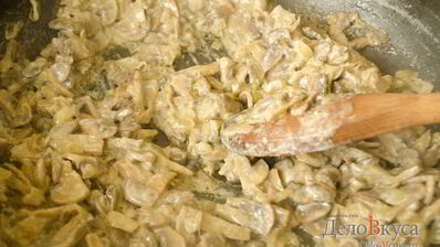 жареные шампиньоны со сметаной