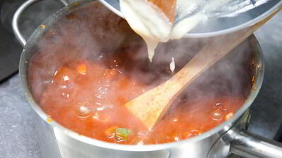 гуляш из говядины со сладким перцем