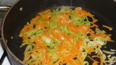 гуляш из курицы с подливкой