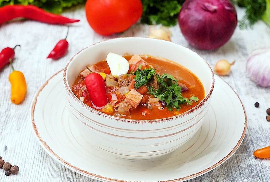 Гуляш с телятиной