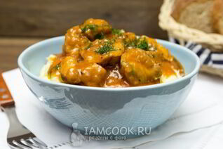 Классический гуляш из свинины