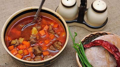 суп гуляш по-венгерски