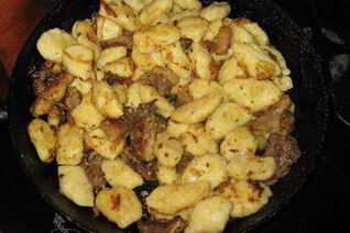 Картофельные клецки с мясом