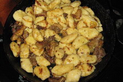 Картофельные клецки с мясом