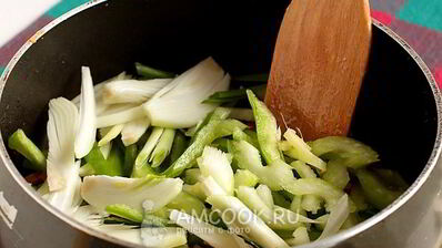 китайская лапша с курицей