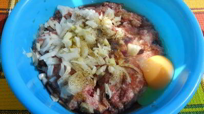 котлеты домашние из индюшиного фарша