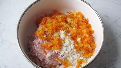 котлеты из индейки с рисом и морковью