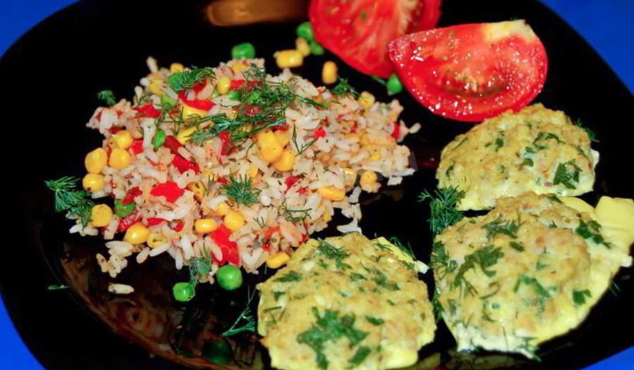 Рецепт котлет из трески с гавайской смесью в духовке