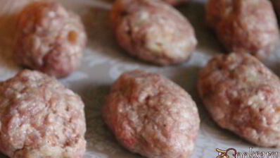 котлеты в молочном соусе