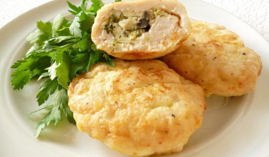 Рецепт куриной отбивной котлеты с пикантной начинкой