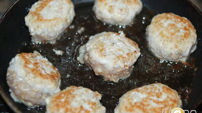 куриные котлеты с овсяными хлопьями