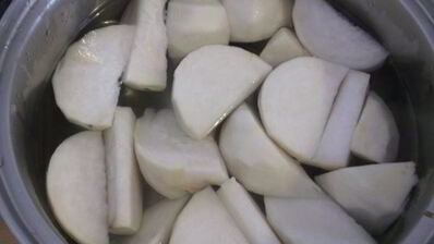 сладкая глазированная репка с натуральными свиными котлетами