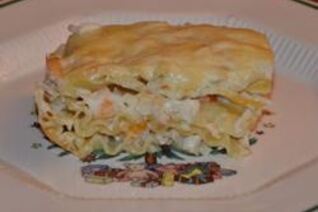 Лазанья с креветками и крабовыми палочками