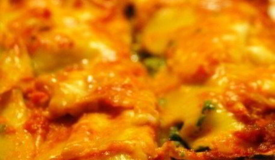 Рецепт каннеллонь с креветками и шпинатом