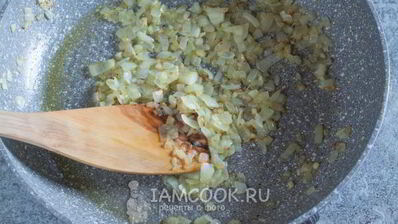 паста с морепродуктами в томатном соусе