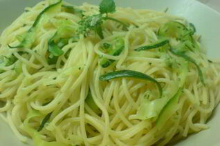 Паста с цукини и мятой