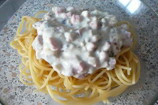 Паста со сливочно-грибным соусом