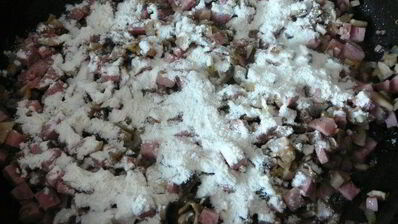 паста со сливочно-грибным соусом