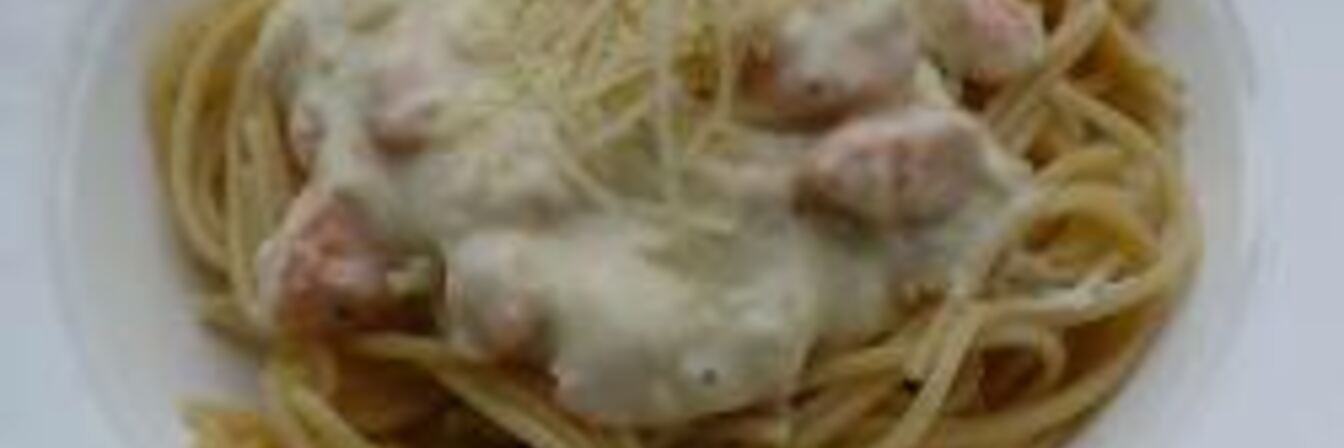 Спагетти с семгой в сливочном соусе