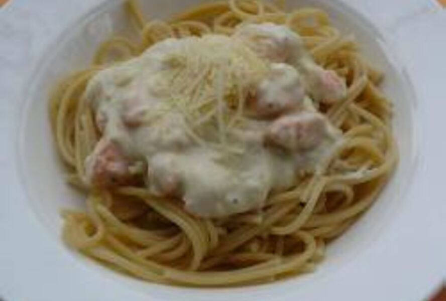 Спагетти с семгой в сливочном соусе