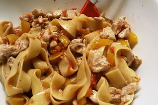 Спагетти с телятиной и овощами