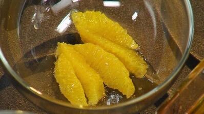 ароматный цыпленок пири-пири с апельсиновым салатом