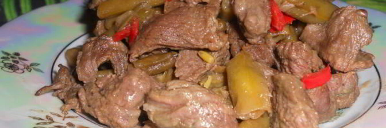 Говядина в соевой глазури с фасолью