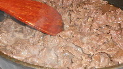 говядина в соевой глазури с фасолью