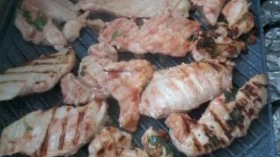 куриные грудки в винно-базиликовом соусе