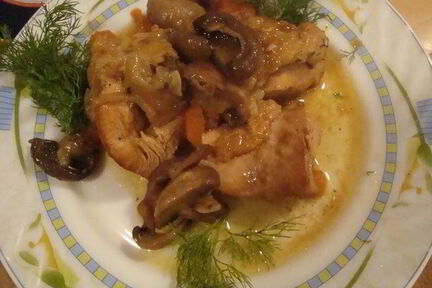 Курица с грибами в ананасовом соусе