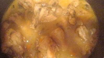 курица с грибами в ананасовом соусе