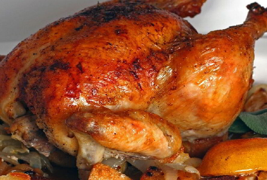 Курица в мультиварке целиком